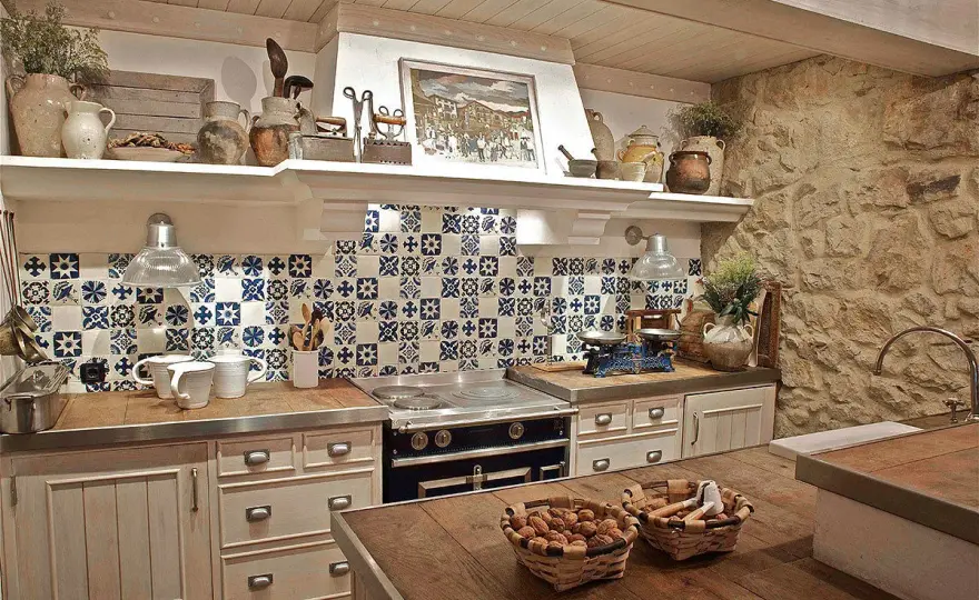 Cómo lograr una cocina rústica bonita y cómoda