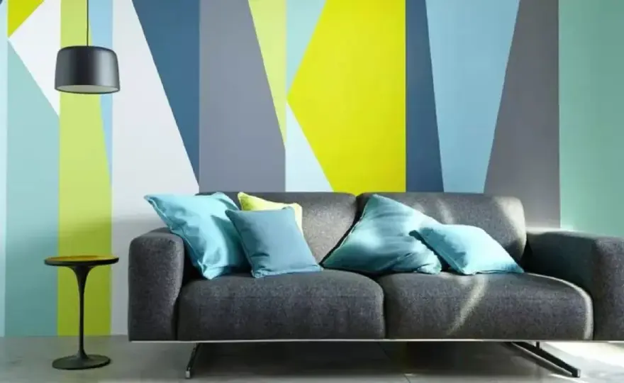 Ideas para pintar paredes originales sin recargar tu casa
